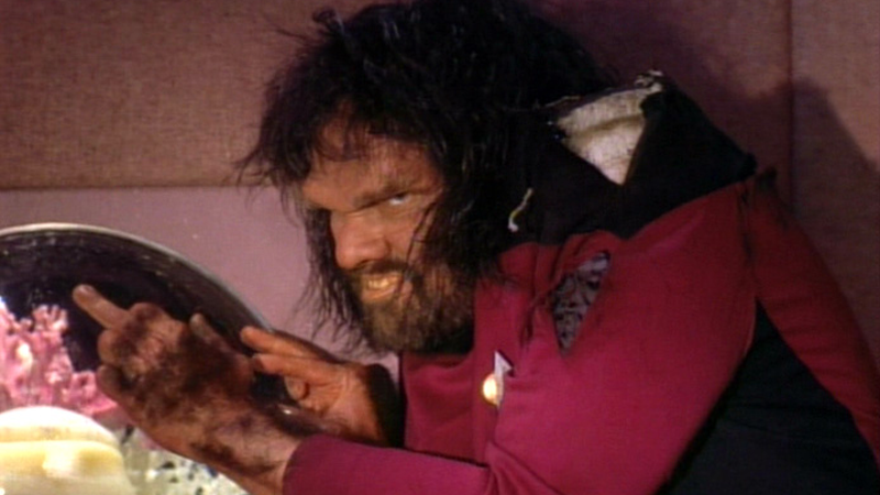 Illustration for article titled The 15 Weirdest Missions Star Trek: The Next Generation Boldly Went On